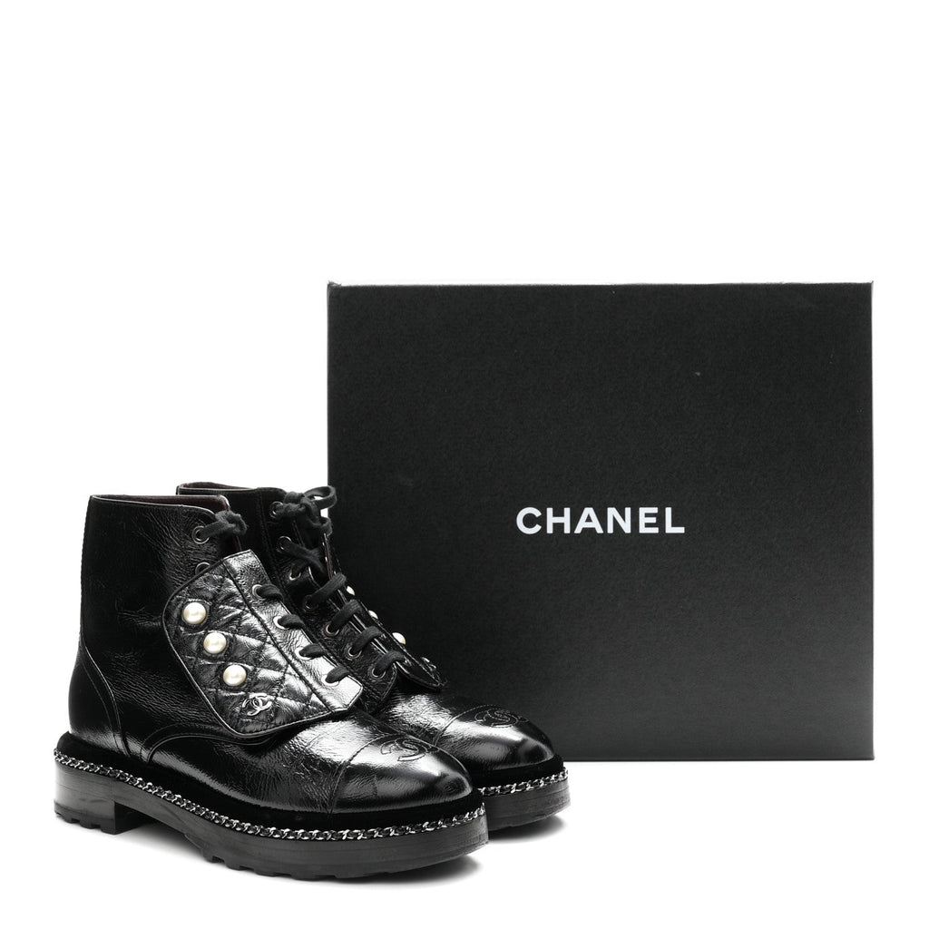 Crackled Calfskin Velvet Pearl Combat Short Boots 38 Black