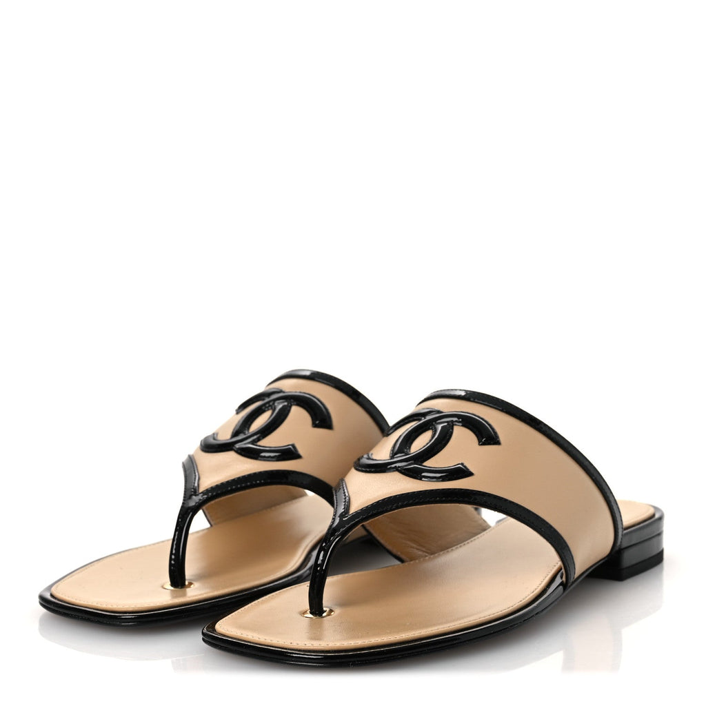 Lambskin Patent Calfskin CC Thong Sandals 38 Beige Black