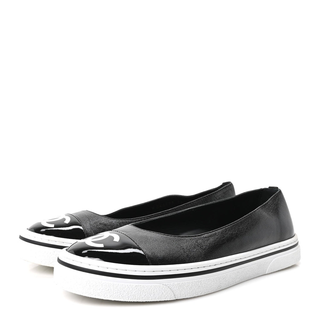 Crumpled Shiny Lambskin Patent Calfskin CC Ballet Flats 36.5 Black