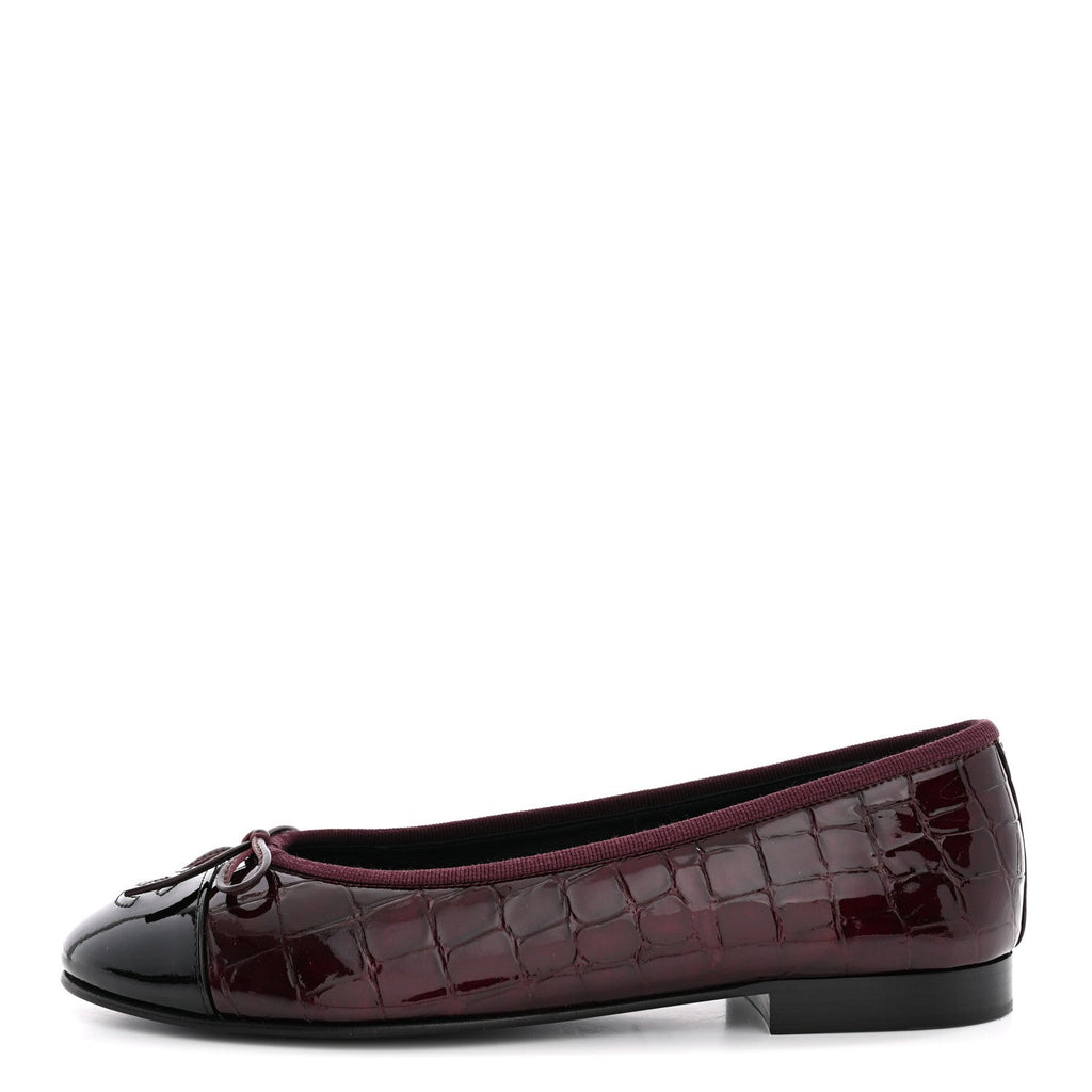 Patent Calfskin Crocodile Embossed Cap Toe CC Ballerina Flats 37.5 Dark Burgundy Black