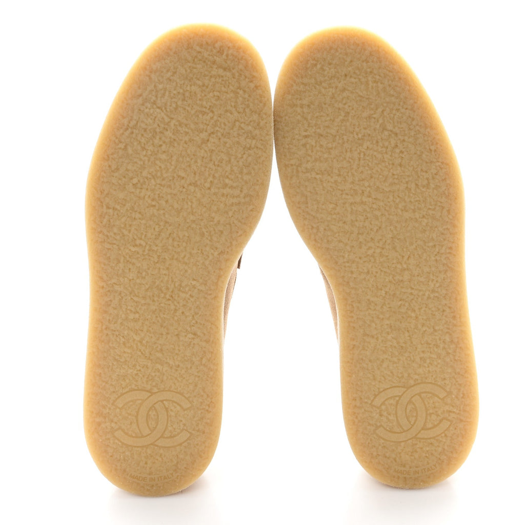 Suede Calfskin Pearl CC Moccasin Loafers 36.5 Dark Beige