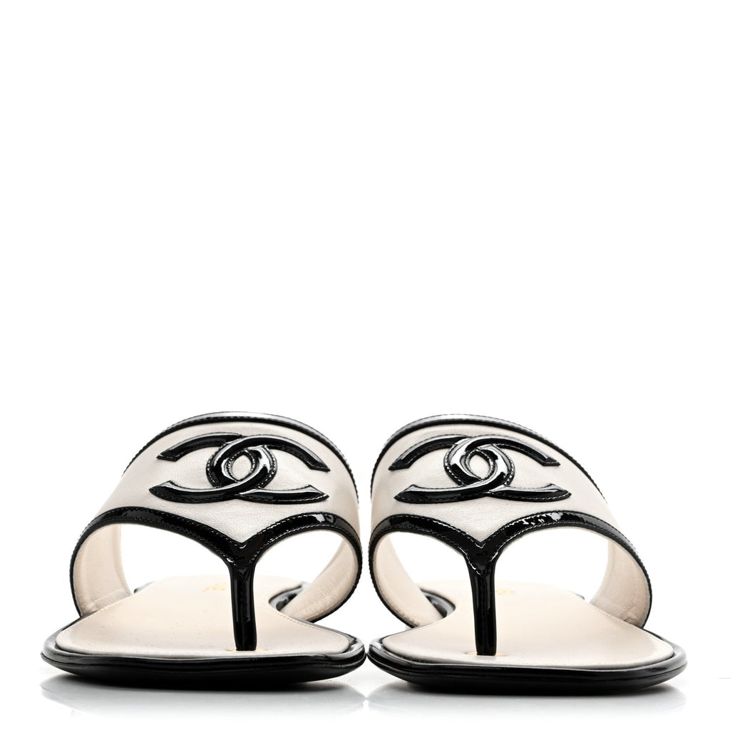 Lambskin Patent Calfskin CC Thong Sandals 38.5 White Black