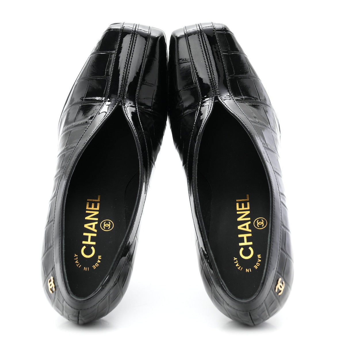 Crocodile Embossed Patent Calfskin Pumps 38.5 Black