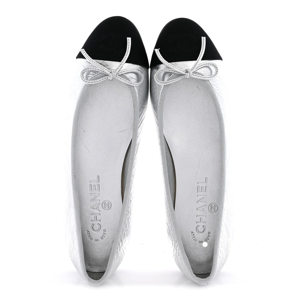 Laminated Crumpled Lambskin Grosgrain Cap Toe CC Ballerina Flats 38.5 Silver Black
