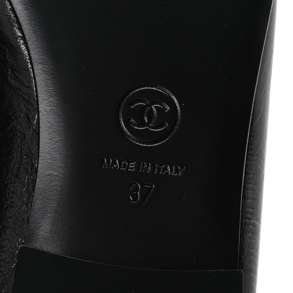 Crumpled Shiny Lambskin CC Cap Toe Ballerina Flats 37 Black White