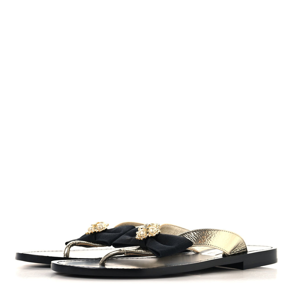 Metallic Laminated Goatskin Grosgrain Bow Pearl Thong Sandals 37 Gold