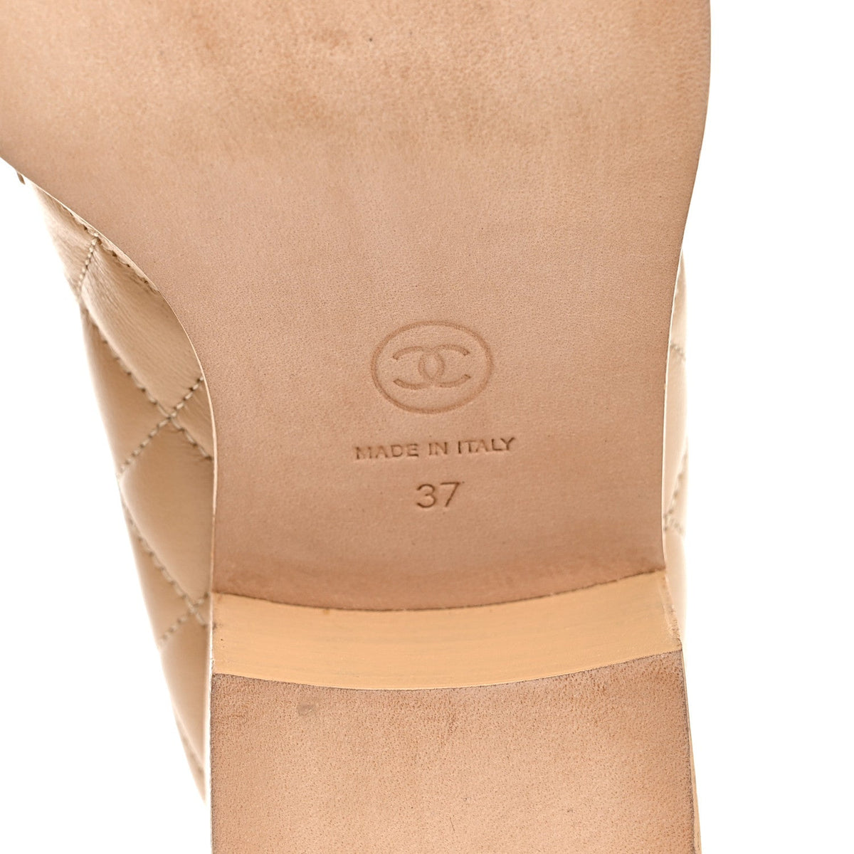 Lambskin Quilted CC Heart Loafers 37 Beige 37 Beige