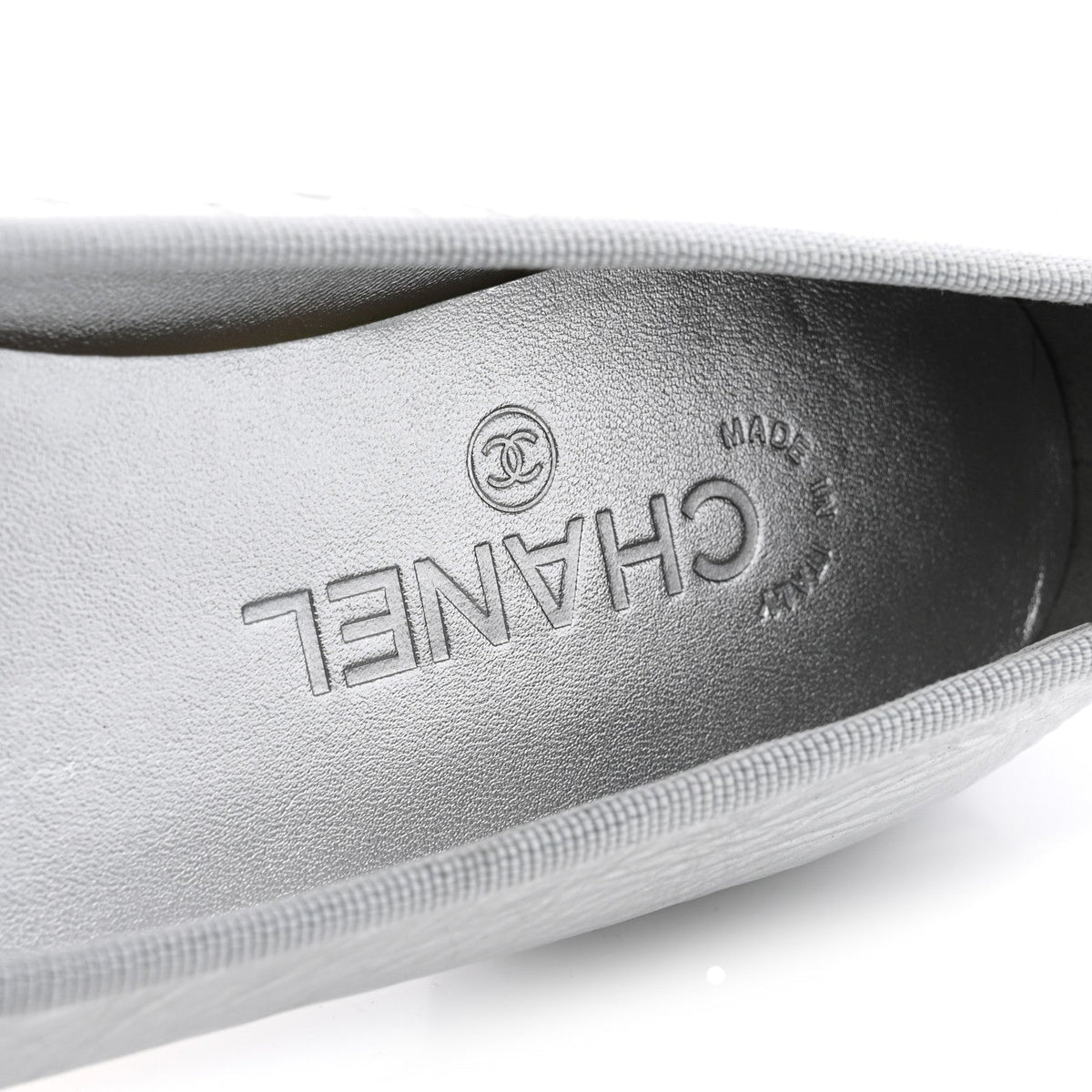 Laminated Crumpled Lambskin Grosgrain Cap Toe CC Ballerina Flats 38.5 Silver Black