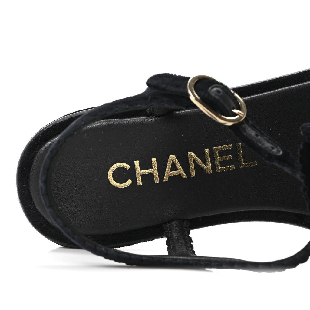Velvet Pearl Camellia Thong Sandals 37.5 Black