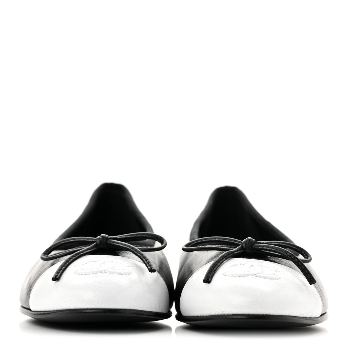 Crumpled Shiny Lambskin Cap Toe CC Ballerina Flats 36.5 Black White 36.5 Black White