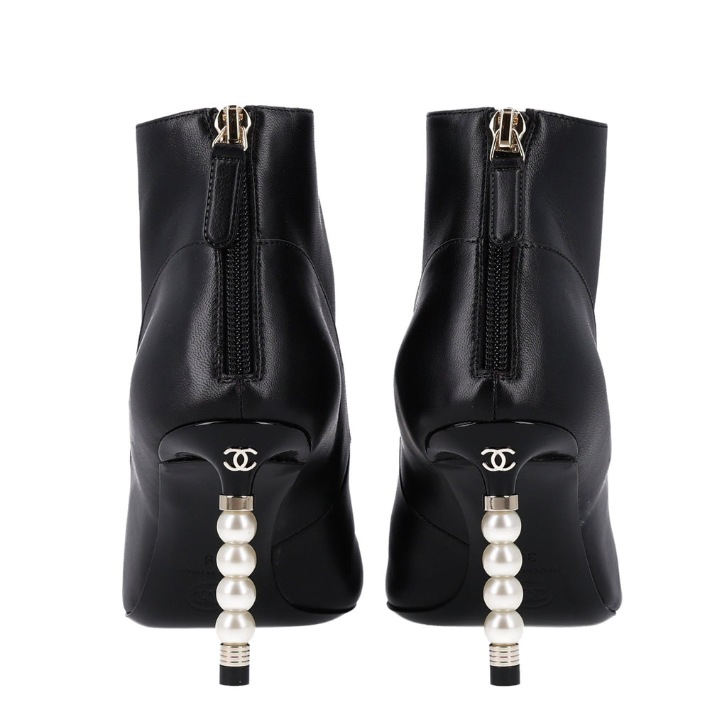 Lambskin Patent Calfskin Pearl Cap Toe Short Boots 36 Black