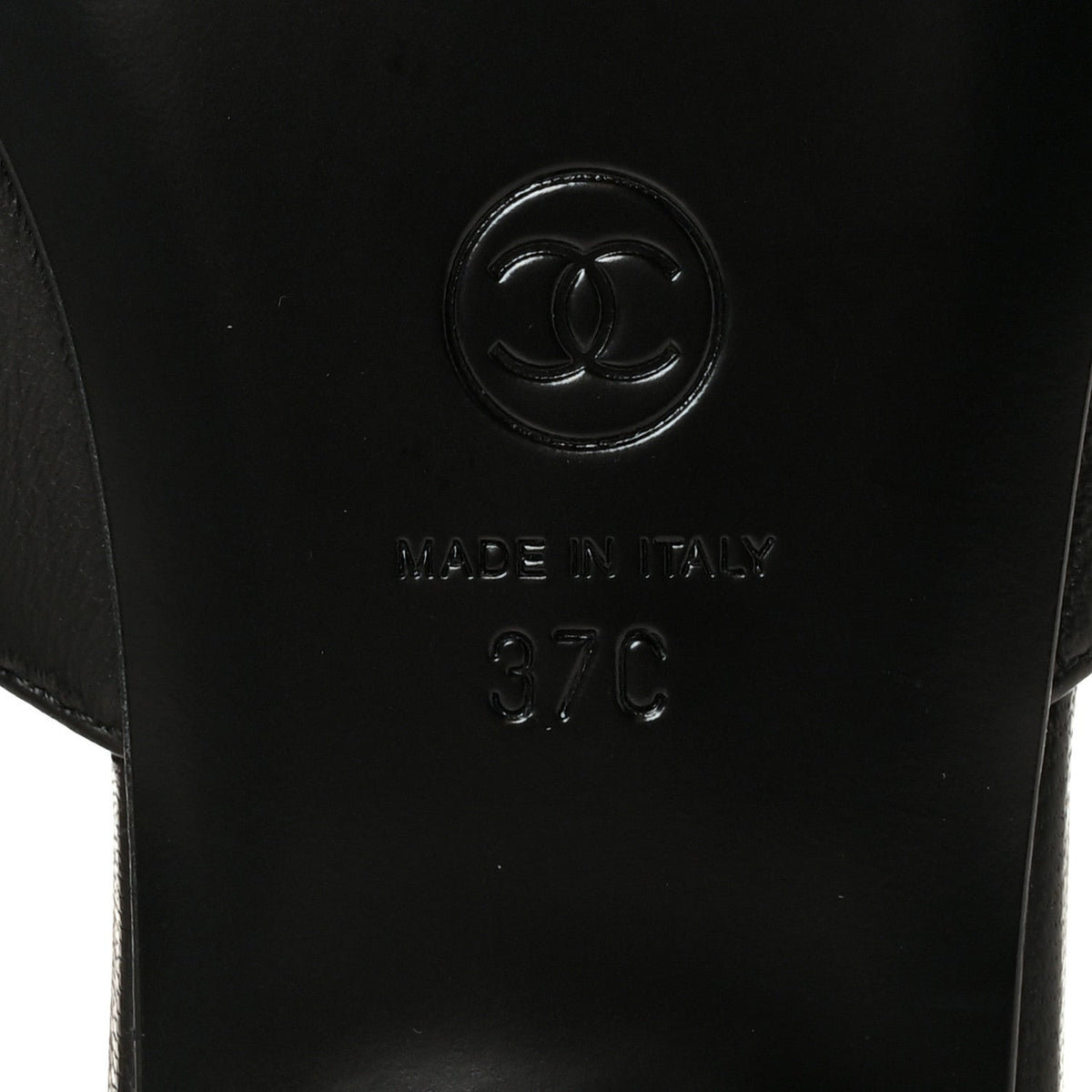 Lambskin CC Thong Sandals 37 Black
