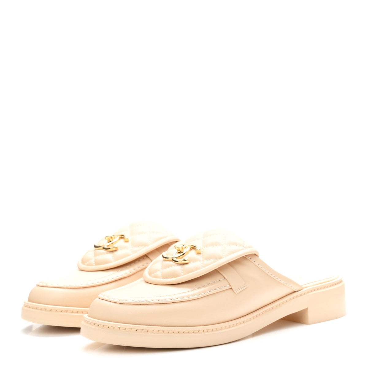 Lambskin Quilted CC Turnlock Mules 39 Light Beige