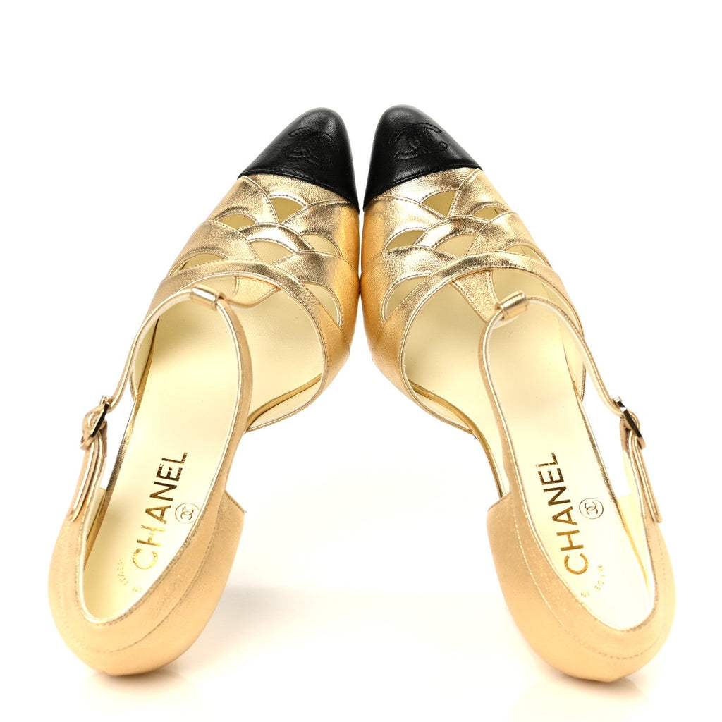 Laminated Lambskin Cap Toe Pumps 38.5 Gold Black
