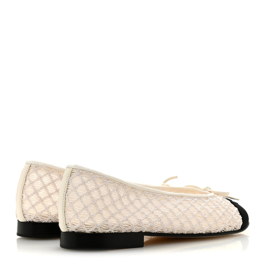 Embroidered Grosgrain Cap Toe Ballerina Flats 37.5 White Black