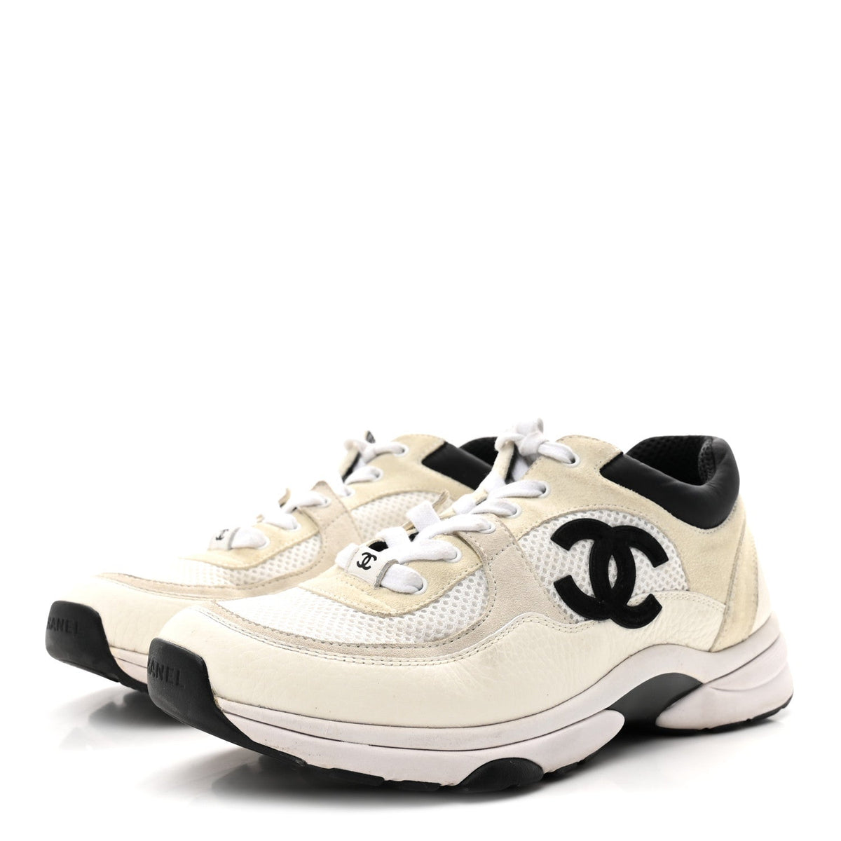 Mesh Suede Calfskin Grained Calfskin Womens CC Sneakers 39.5 White Black