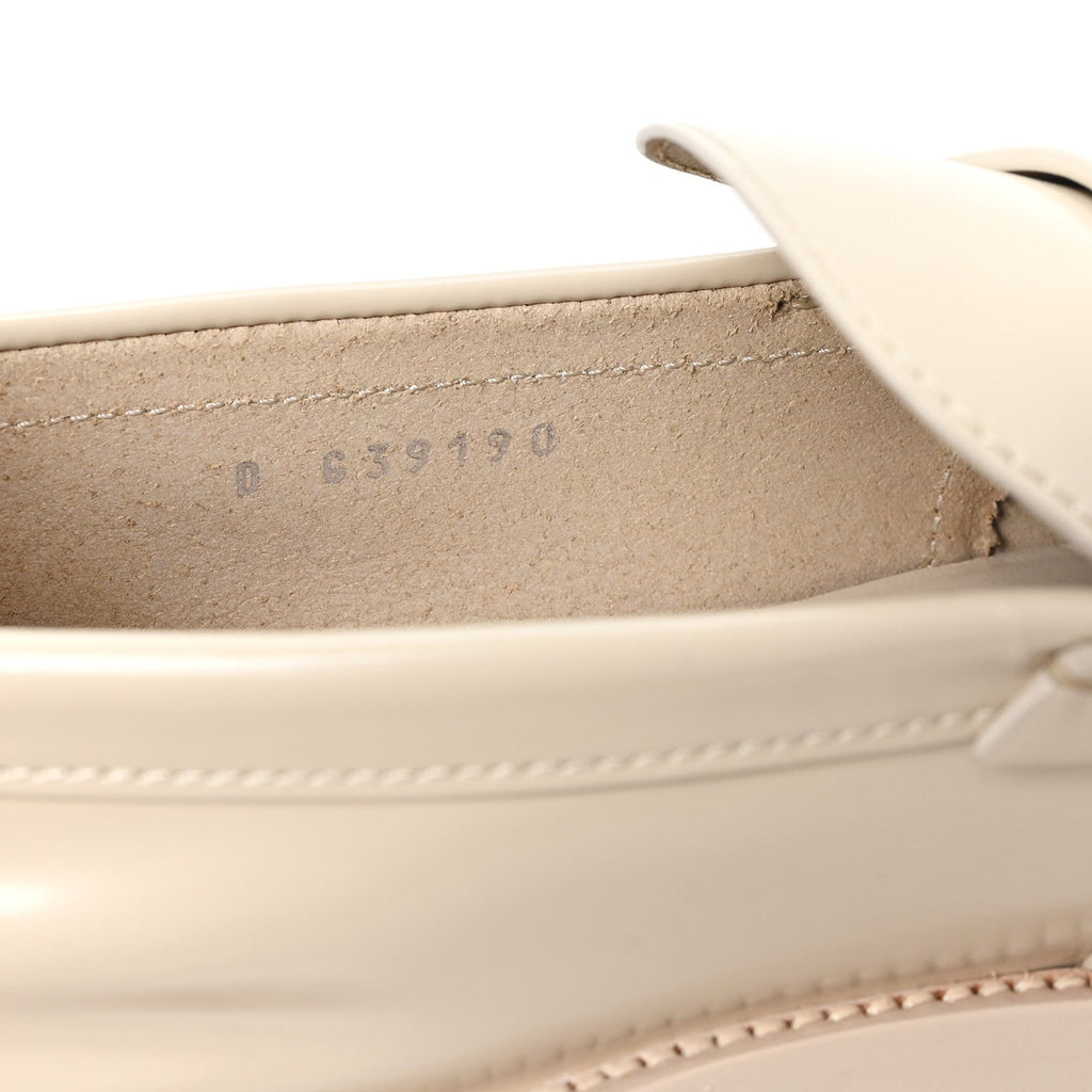 Shiny Calfskin Logo Loafers 40 Light Beige