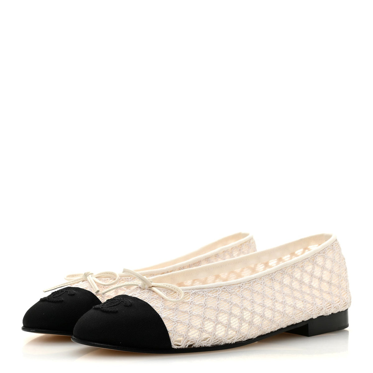 Embroidered Grosgrain Cap Toe Ballerina Flats 37.5 White Black