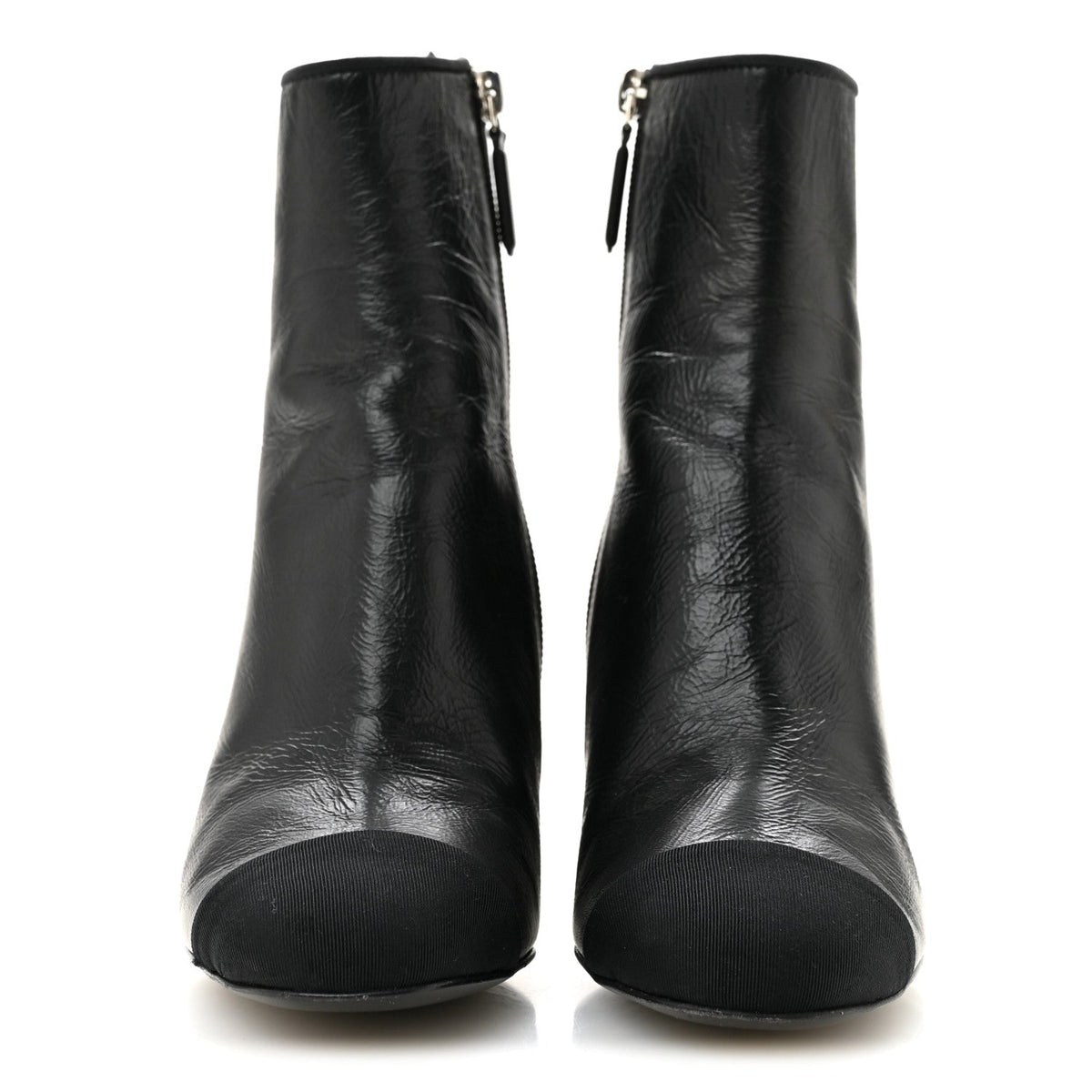 Crumpled Calfskin Cap Toe Chain Short Boots 35 Black