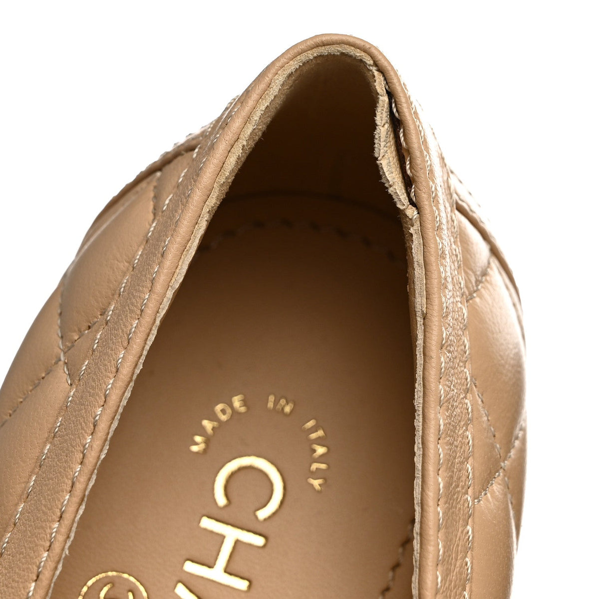 Lambskin Quilted CC Heart Loafers 37 Beige 37 Beige