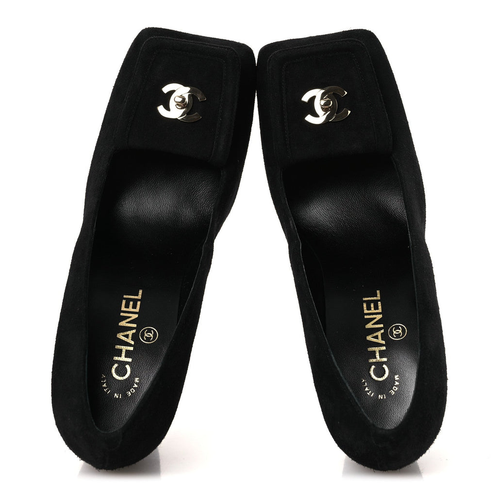Lambskin Turnlock CC Pumps 38 Black Ivory